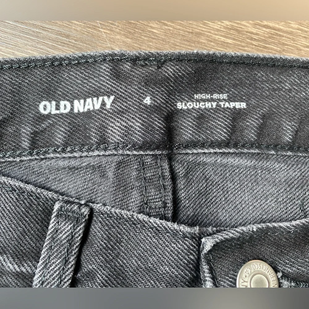 NWT Old Navy Women’s Black Slouchy Taper Jeans Size 4 - Picture 8 of 9